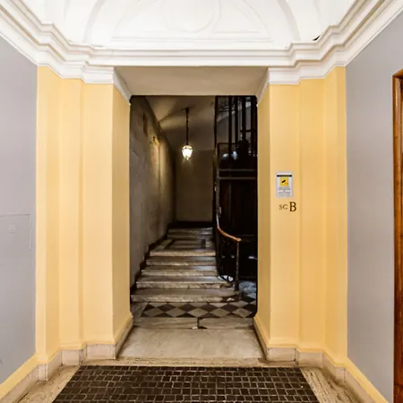 Downtown Luxury - Termini Train Station * Rom