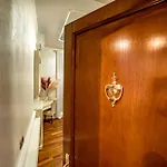 Bed & Breakfast Downtown Luxury - Termini Train Station